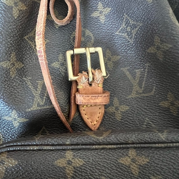 Louis Vuitton Backpack - Picture 5 of 5